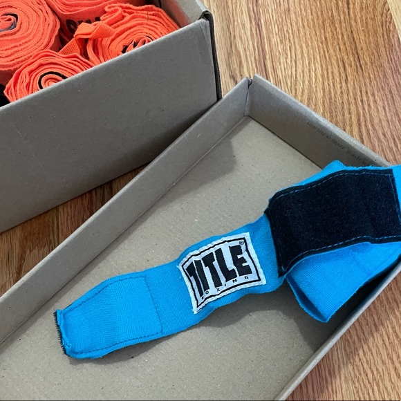 TITLE Boxing Wraps 180” - Picture 2 of 4